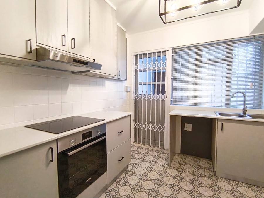 4 Bedroom Property for Sale in Claremont Western Cape